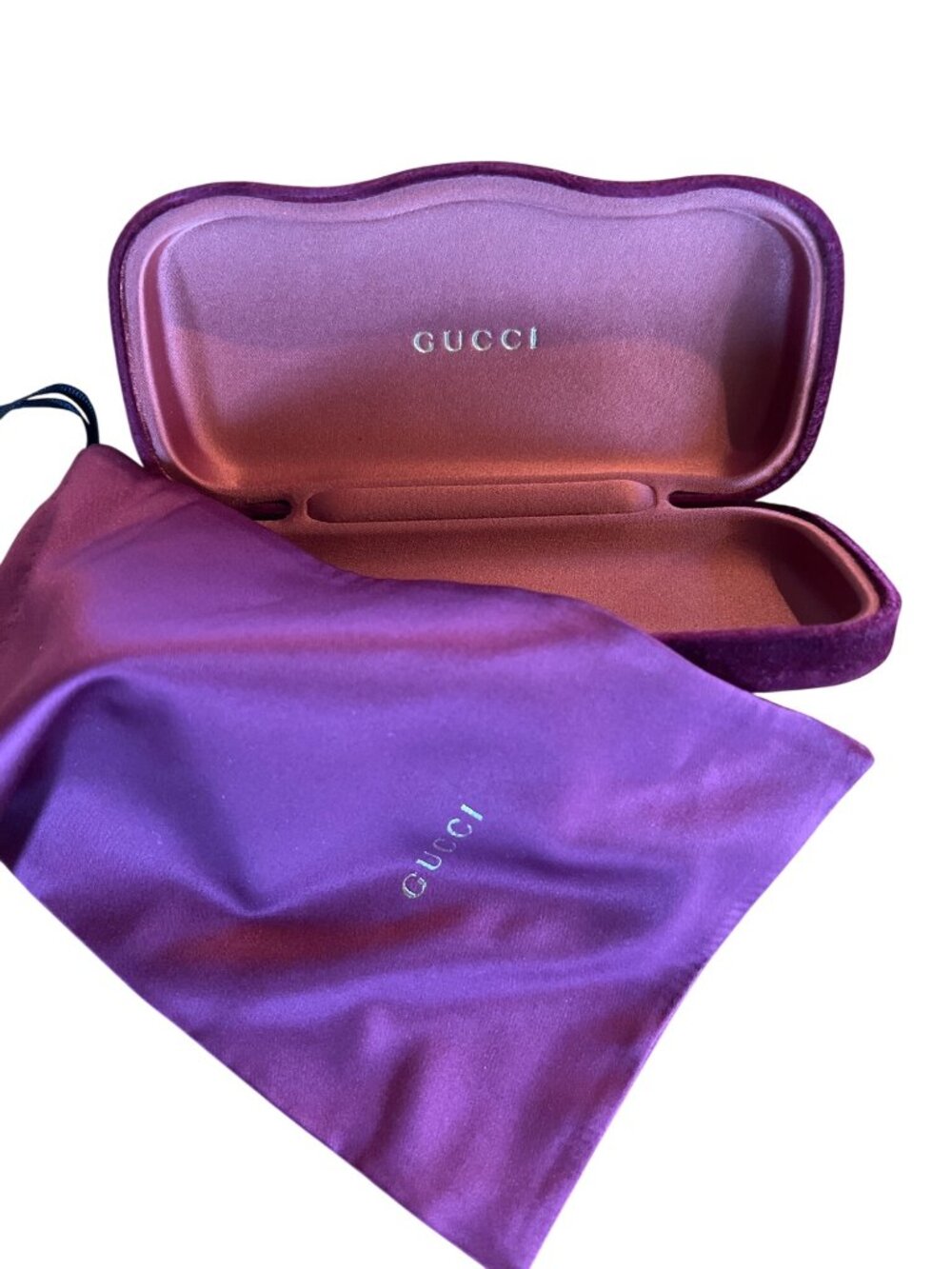 Gucci burgundy red velvet eyeglass clam case & satin cover